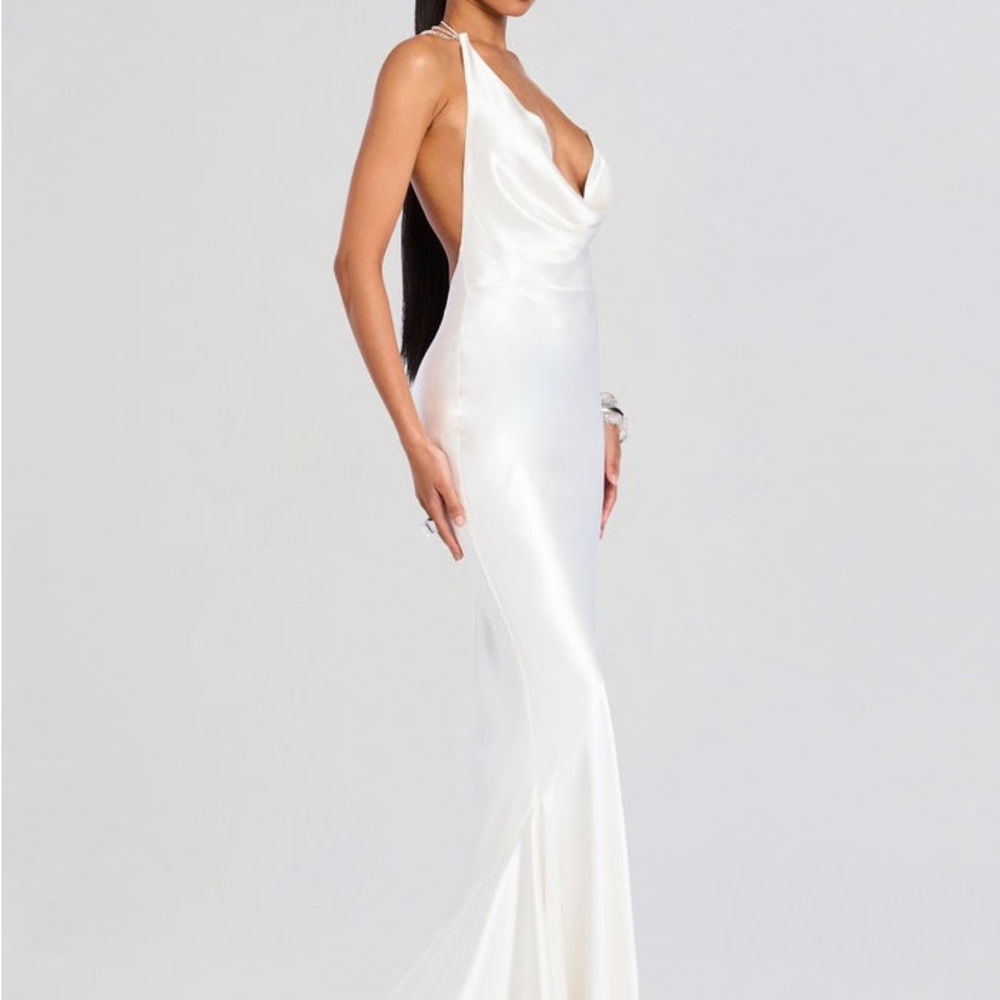 Retrofete Elegant White Satin Halter Backless Dress